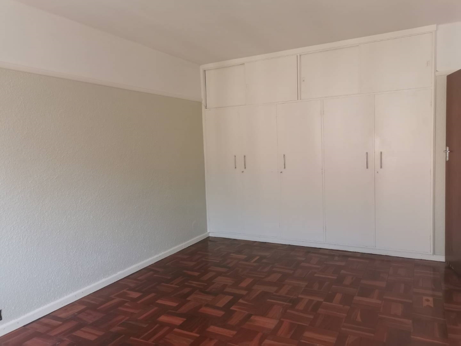 To Let 2 Bedroom Property for Rent in Sea Point Western Cape